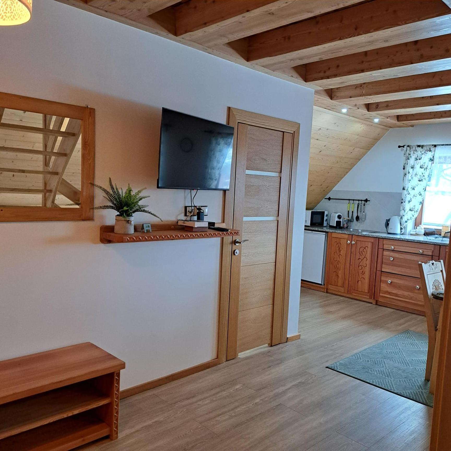 Apartamenty Ancymon Wegierska Gorka Ngoại thất bức ảnh