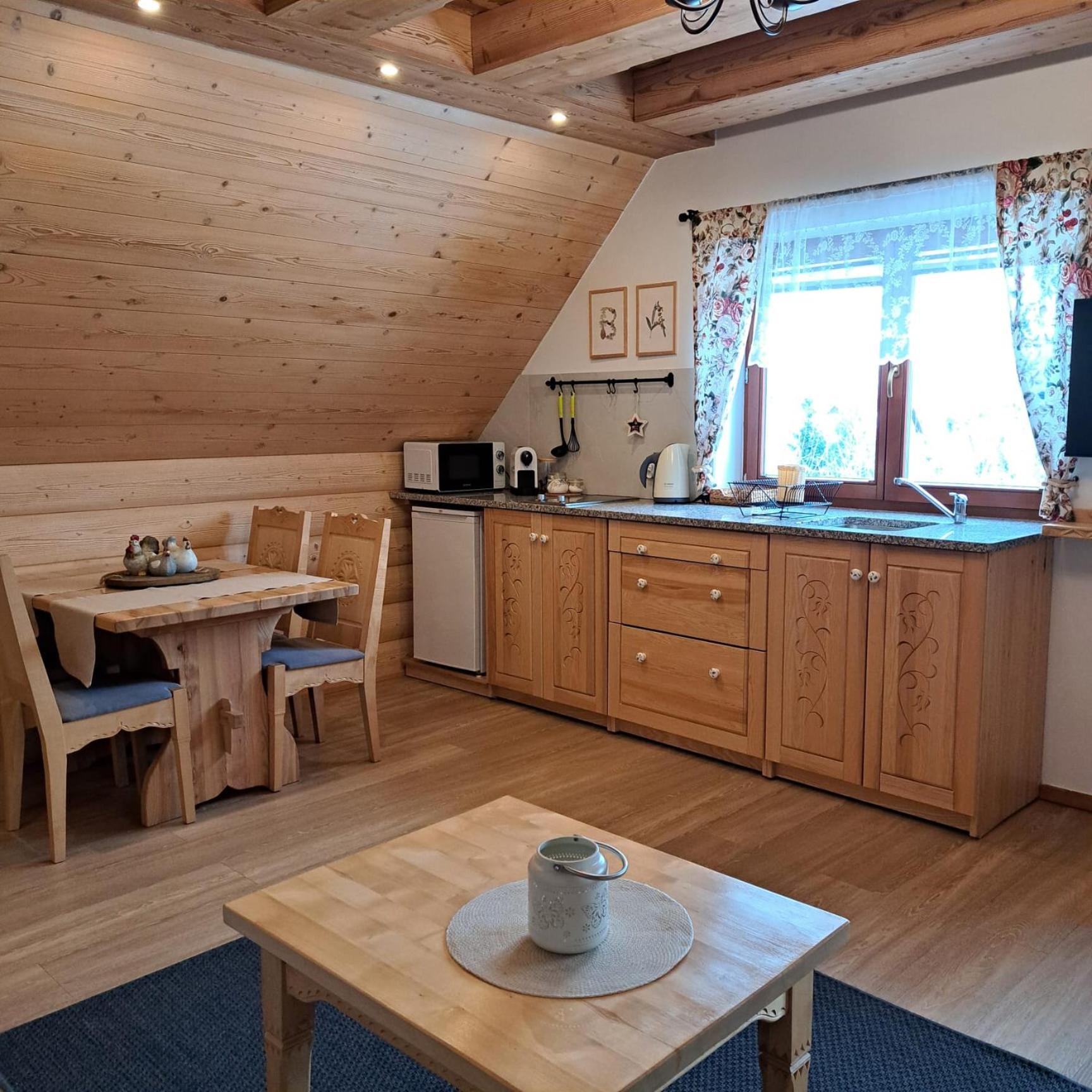 Apartamenty Ancymon Wegierska Gorka Ngoại thất bức ảnh